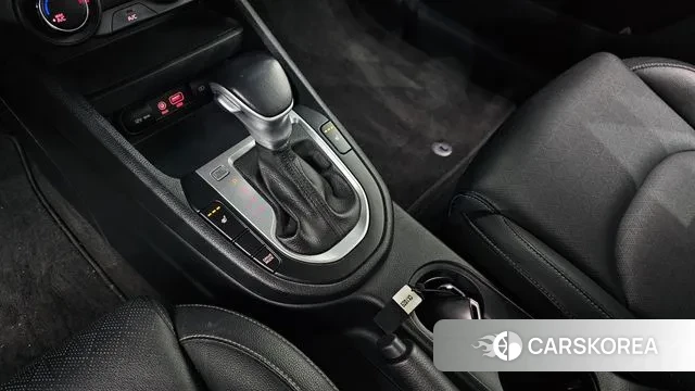 Kia Come New K3 id 3479368 из Кореи 19