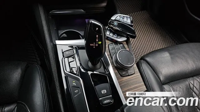 BMW 5 Series (G30) id 2952262 из Кореи 19