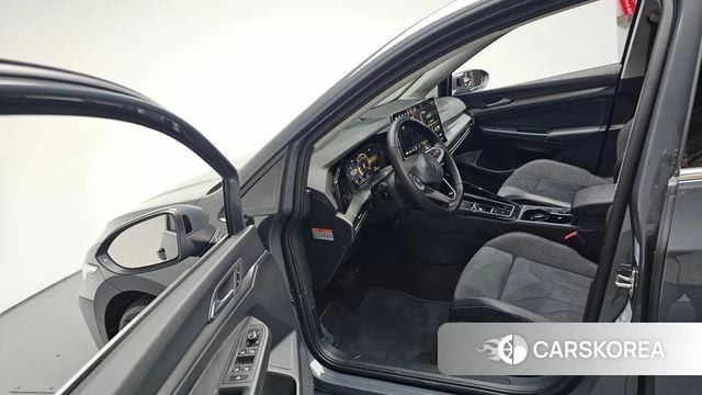 Volkswagen Golf 8th Generation id 4511043 из Кореи 36