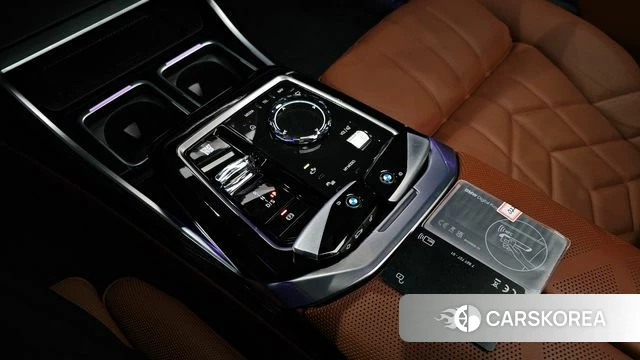 BMW 7 Series (G70) id 3858143 из Кореи 19