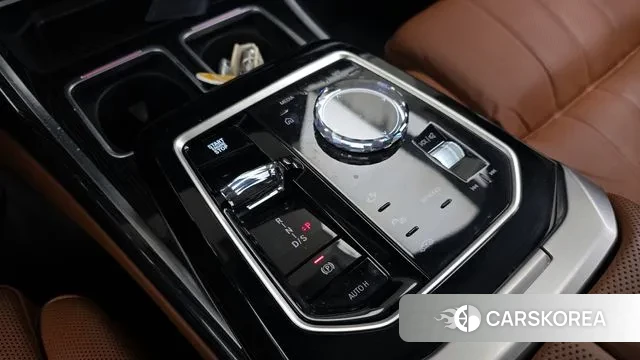 BMW 7 Series (G70) id 3431341 из Кореи 19