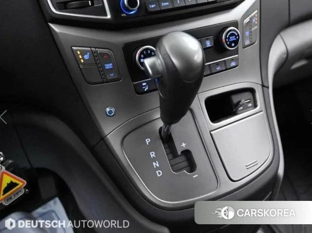 Hyundai The New Grand Starex id 3893626 из Кореи 19