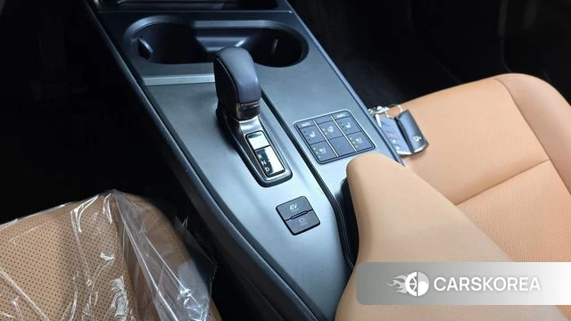 Lexus UX300h id 4329547 из Кореи 30