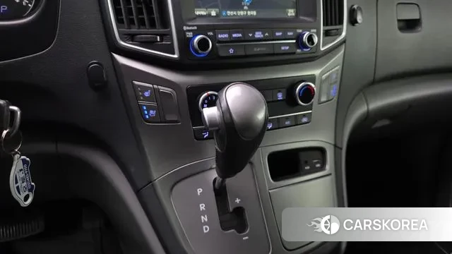 Hyundai The New Grand Starex id 3568408 из Кореи 19