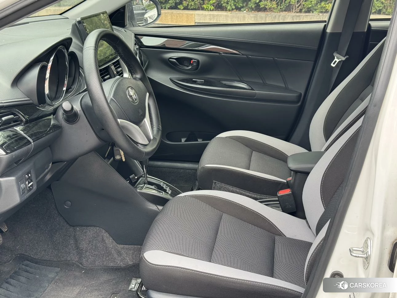 Toyota Yaris L id 4513755 из Китая 9