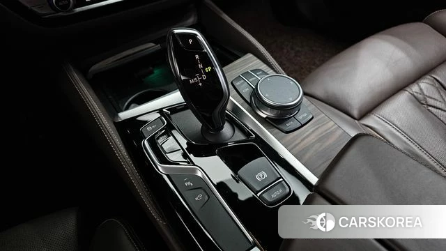 BMW 5 Series (G30) id 4250689 из Кореи 19