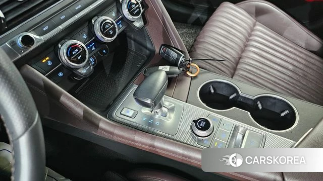 Genesis The New G70 id 3872320 из Кореи 19