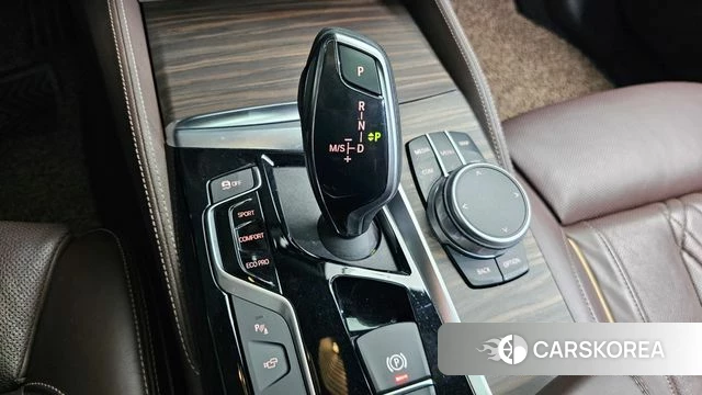 BMW 5 Series (G30) id 4446315 из Кореи 19