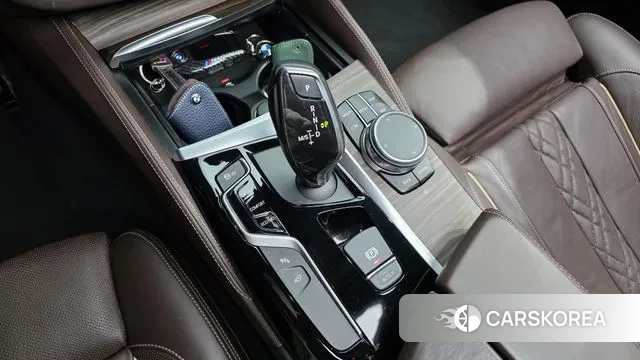 BMW 5 Series (G30) id 3552965 из Кореи 19