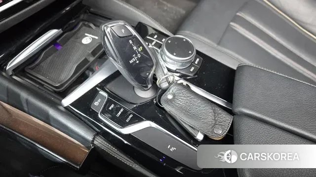 BMW 5 Series (G30) id 3536378 из Кореи 19