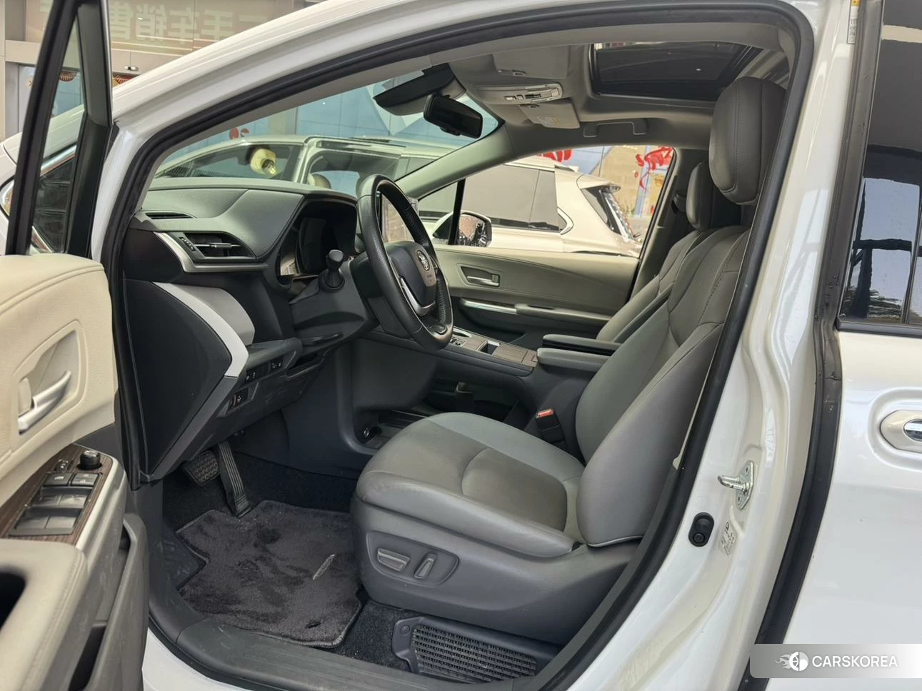 Toyota Saina id 4493094 из Китая 26