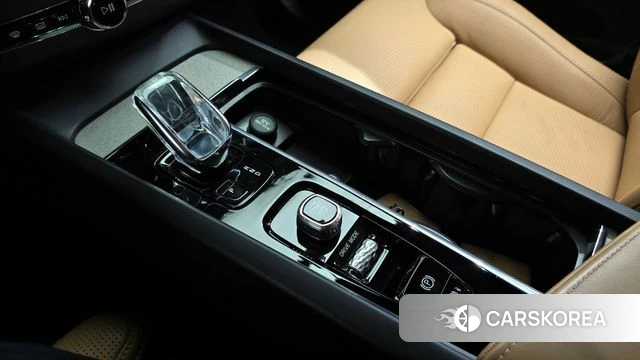 Volvo XC60 second Generation id 4284614 из Кореи 30