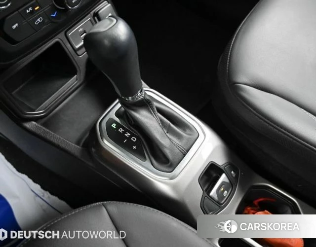 Jeep Renegade id 4864186 из Кореи 19