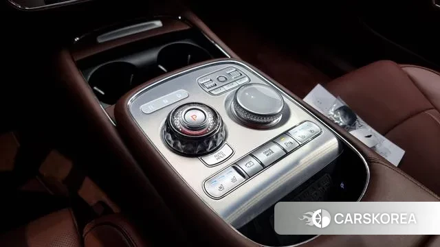 Genesis G90 (RS4) id 3058680 из Кореи 19