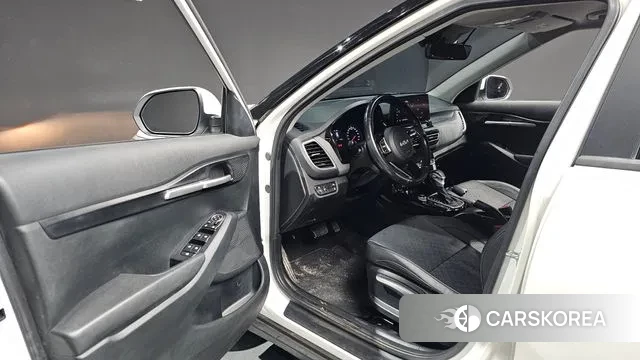 Kia Seltos id 3759313 из Кореи 19