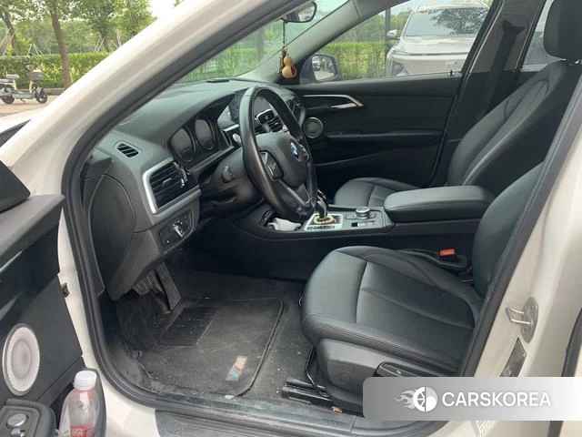 BMW 1 series id 4367504 из Китая 9