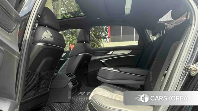 Audi A6L id 4301037 из Китая 9