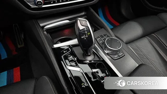 BMW 5 Series (G30) id 3389333 из Кореи 19