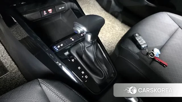 Kia Stonic id 3038814 из Кореи 19