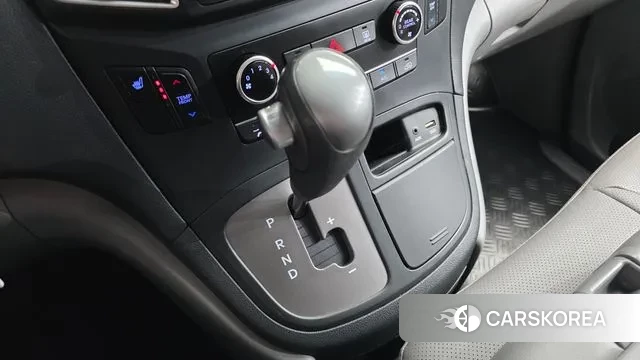 Hyundai The New Grand Starex id 3703003 из Кореи 19