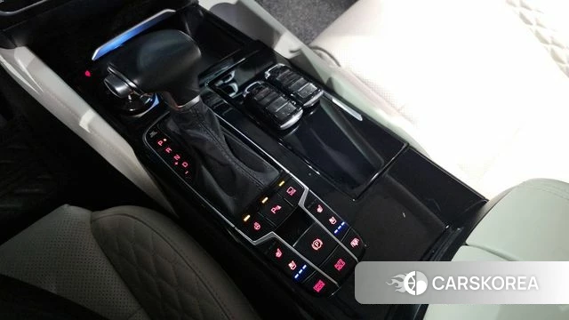 Kia All New K7 Hybrid id 4203811 из Кореи 32