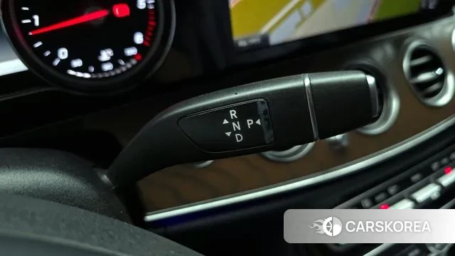 Mercedes-Benz E-Class W213 id 3039491 из Кореи 19