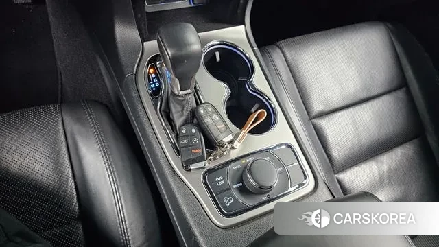 Jeep Grand Cherokee id 2956224 из Кореи 19