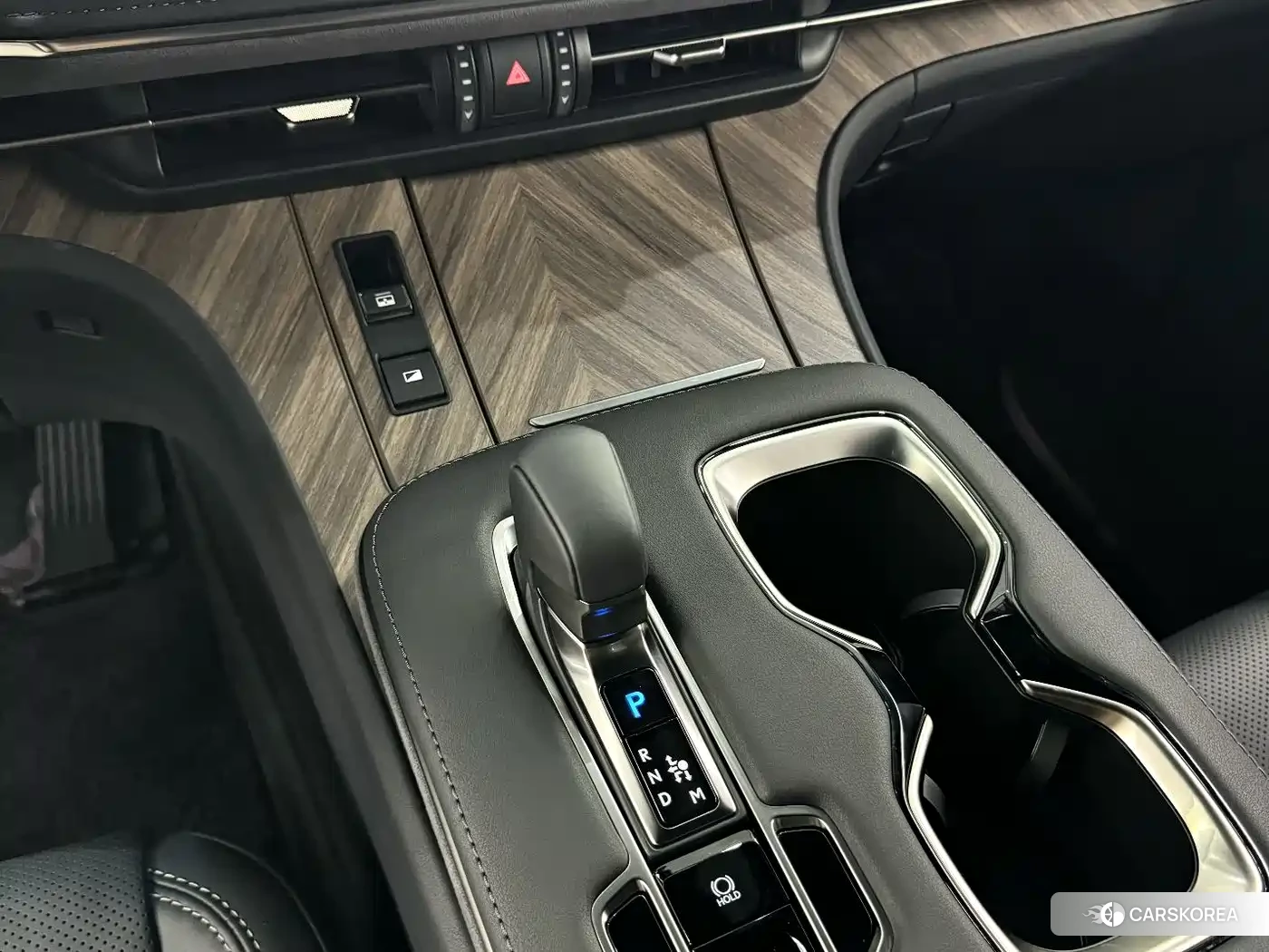 Lexus LM id 4559699 из Китая 15