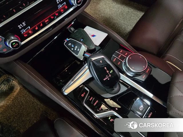BMW 5 Series (G30) id 4360709 из Кореи 19