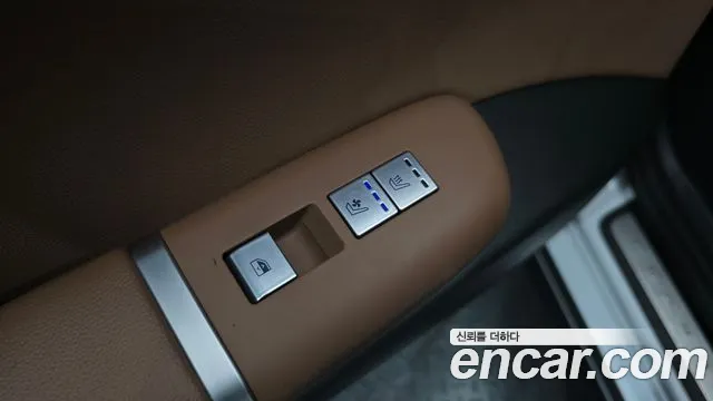 Hyundai Grandeur (GN7) id 2608024 из Кореи 19