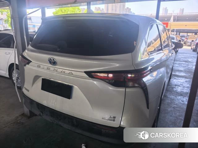 Toyota Saina id 4273793 из Китая 11
