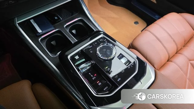 BMW 7 Series (G70) id 4570909 из Кореи 32