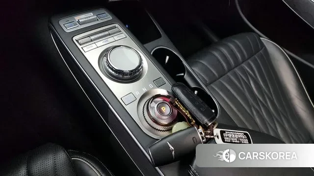 Genesis GV70 id 3717582 из Кореи 19