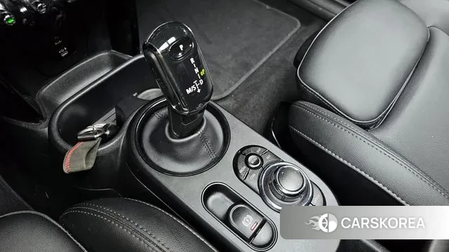 Mini Cooper S id 3032495 из Кореи 19