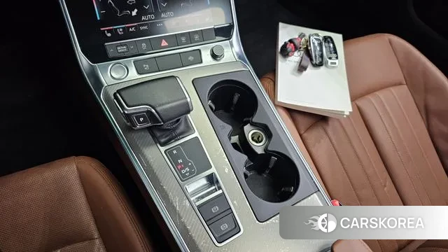 Audi A6 (C8) id 3344074 из Кореи 19