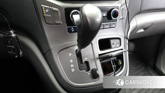 Hyundai The New Grand Starex id 4496188 из Кореи 30