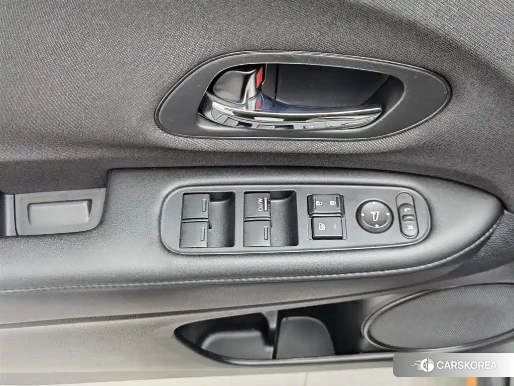 Honda Vezel id 4547302 из Китая 23