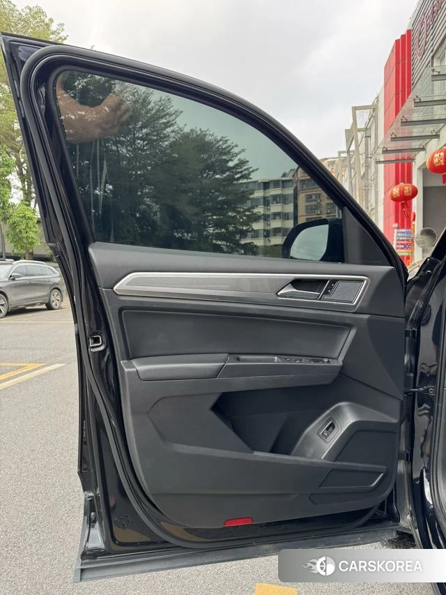 Volkswagen Tourang id 4273834 из Китая 18