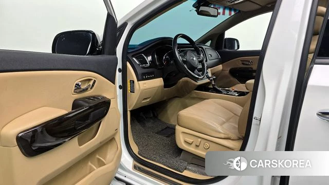 Kia The New Carnival id 4196940 из Кореи 30