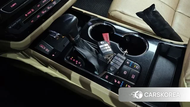 Kia The New Carnival id 3444935 из Кореи 19