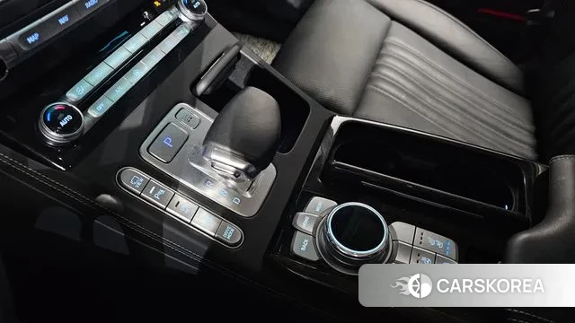 Genesis G90 id 3640072 из Кореи 19