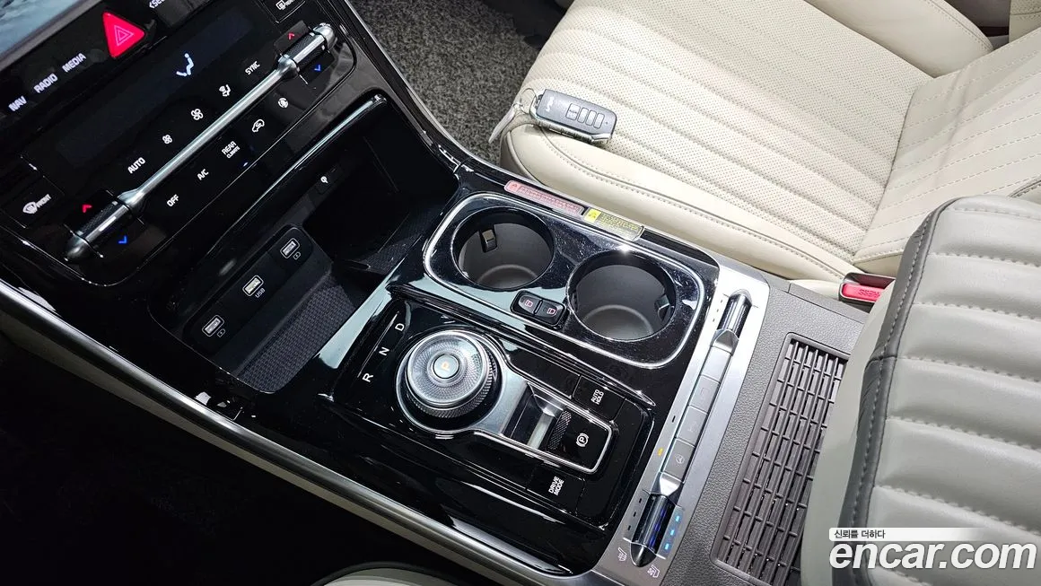 Kia Carnival 4th generation id 2136995 из Кореи 19