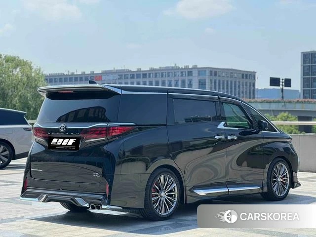 Toyota Elfa id 4272338 из Китая 22
