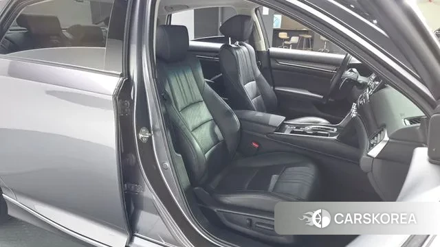 Honda Accord 10th Generation id 3139801 из Кореи 19