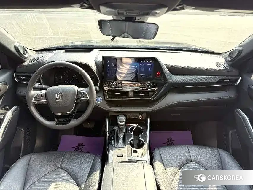 Toyota Crown id 4589218 из Китая 9