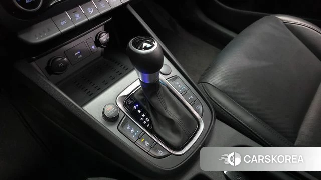 Hyundai The New Kona id 4707923 из Кореи 19