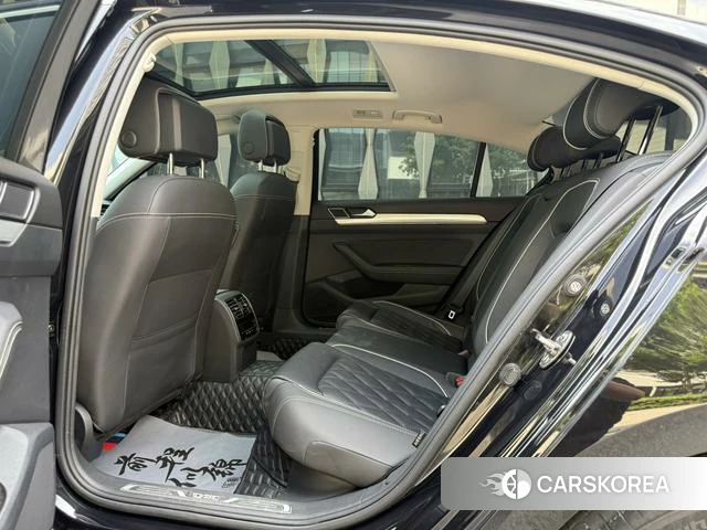 Volkswagen Magotan PHEV id 4329116 из Китая 11