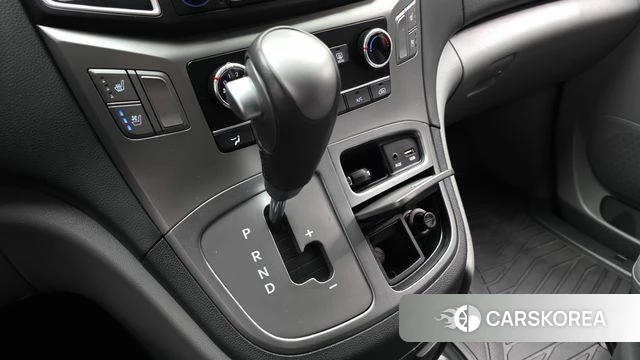 Hyundai The New Grand Starex id 3924028 из Кореи 19