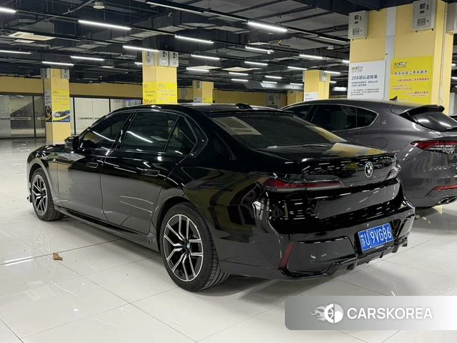 BMW 7 series id 4272424 из Китая 9
