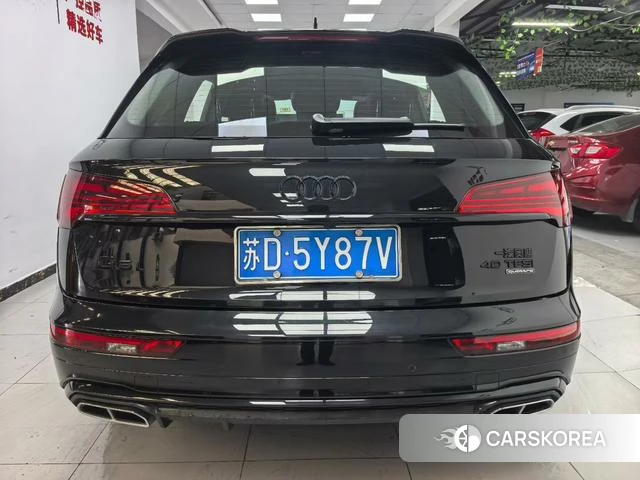 Audi Q5L id 4329162 из Китая 9
